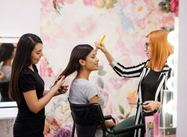 3 Careers You Can Pursue With a Cosmetology Background